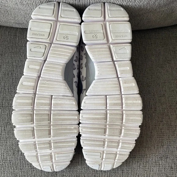 Nike Free 5.0 animal cheetah print size 11.5 women’s sneaker - Picture 4 of 10